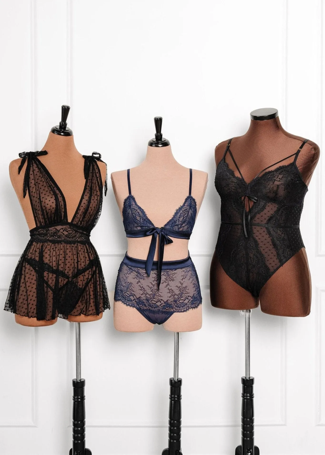 Eyelash Lace Bow Bralette - Navy