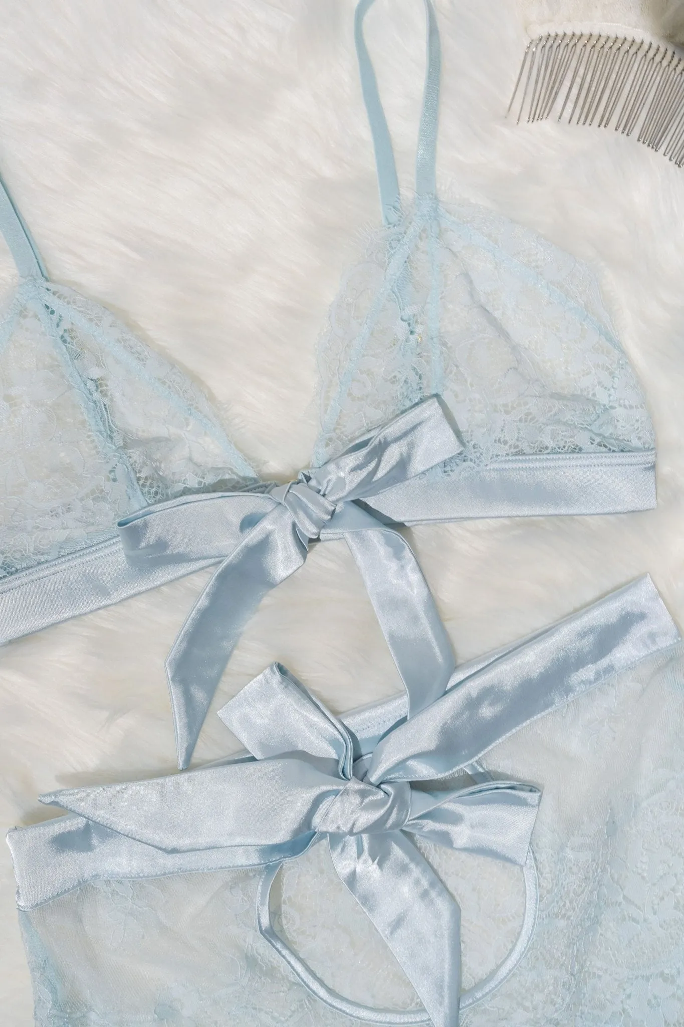 Eyelash Lace Bow Bralette - Something Blue