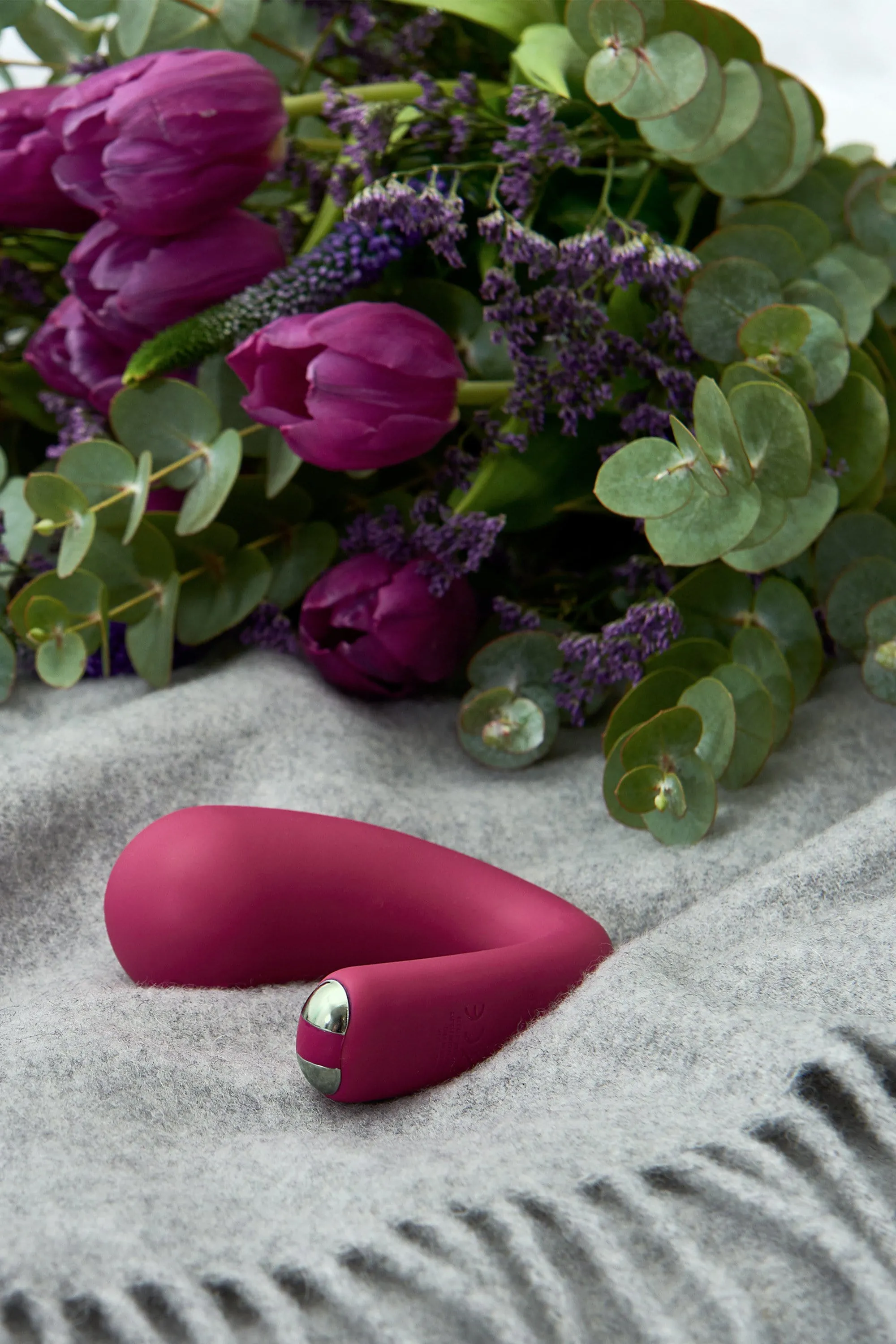 Je Joue Dua App controlled wearable vibrator Pink