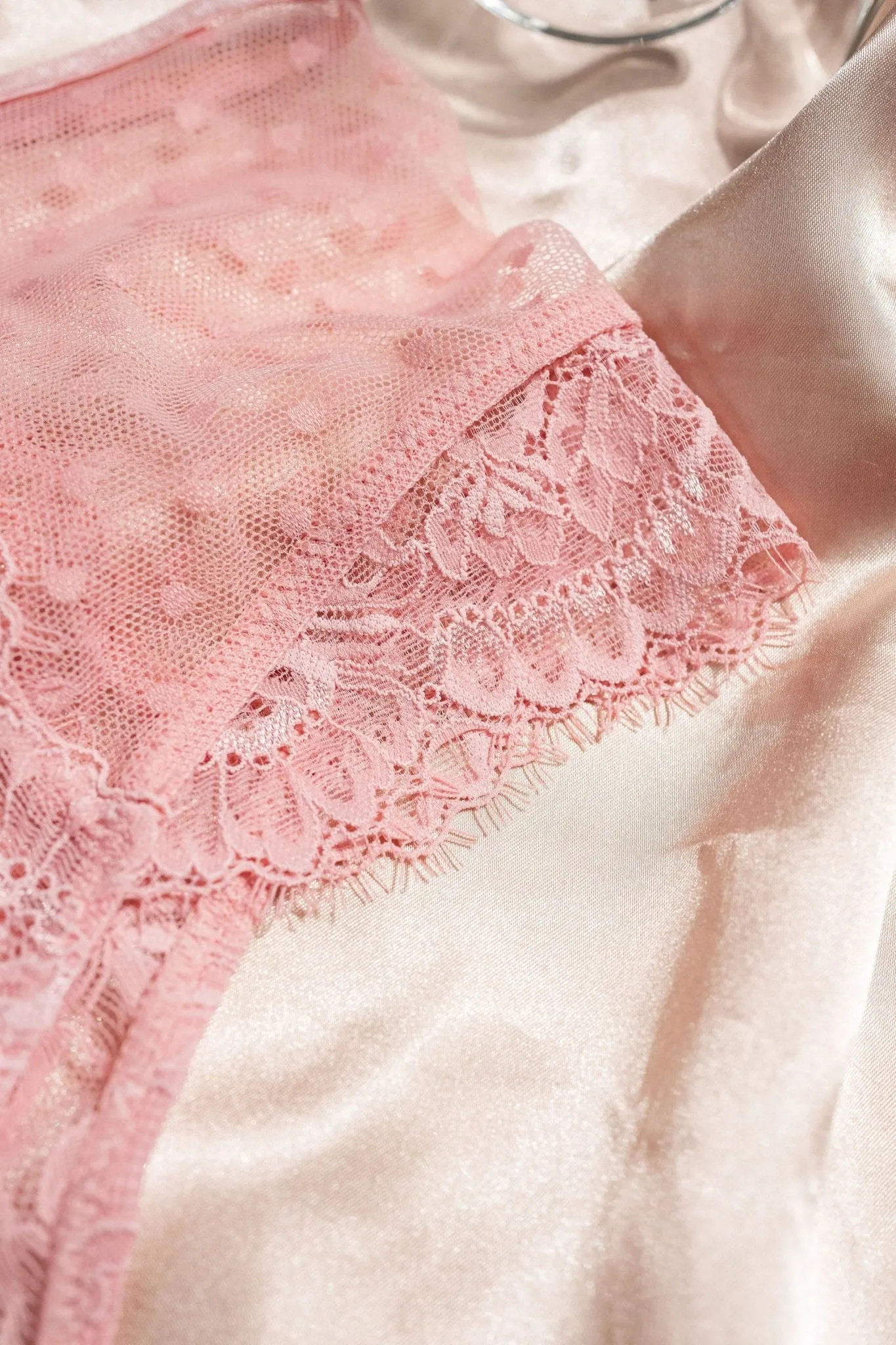 Lacy High Waist Crotchless Panty - Blush