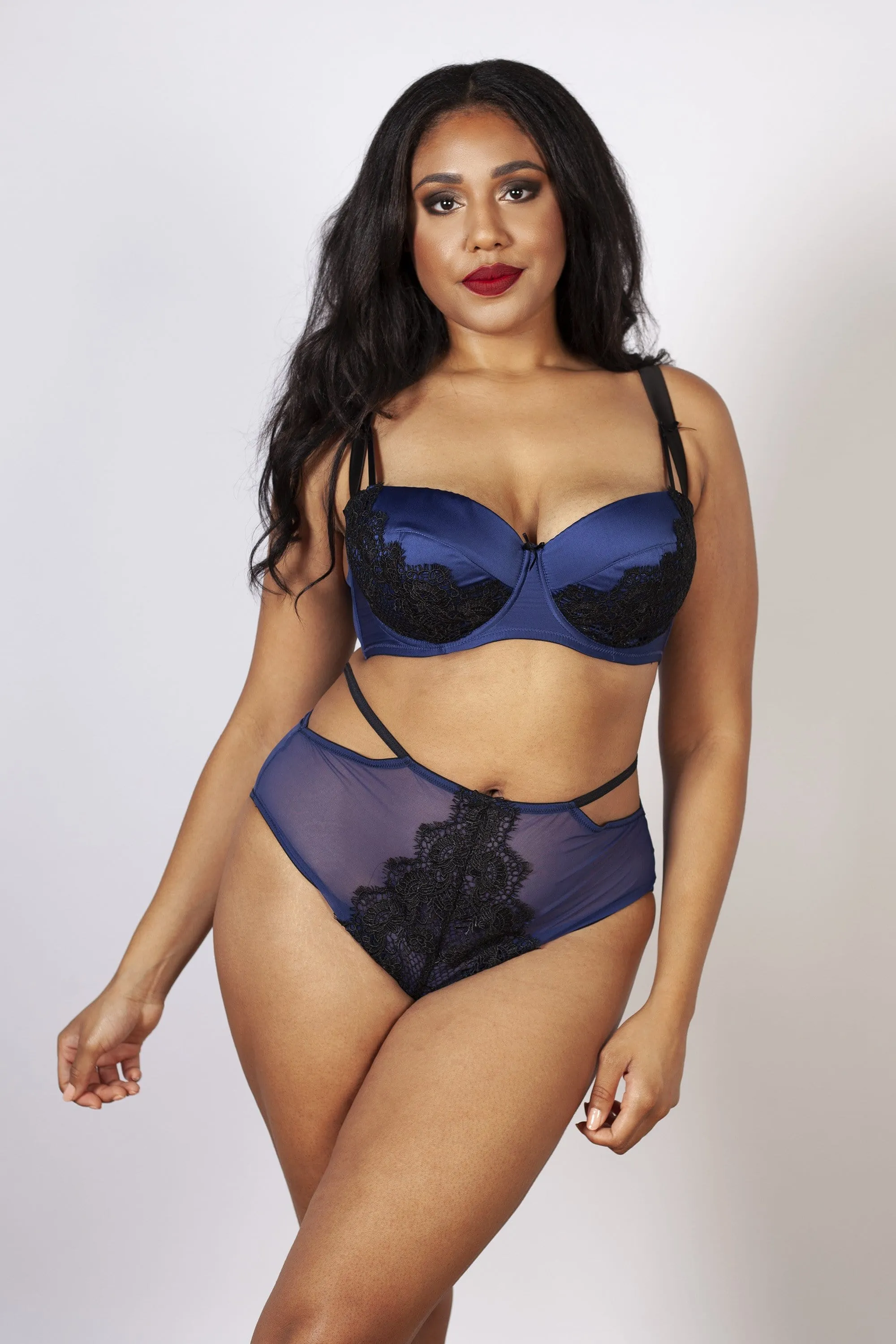 Tabitha Blue Embroidery Curve Bra