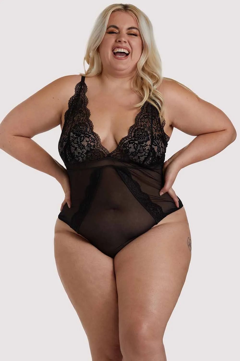 x PP Tinar Black Lace Body